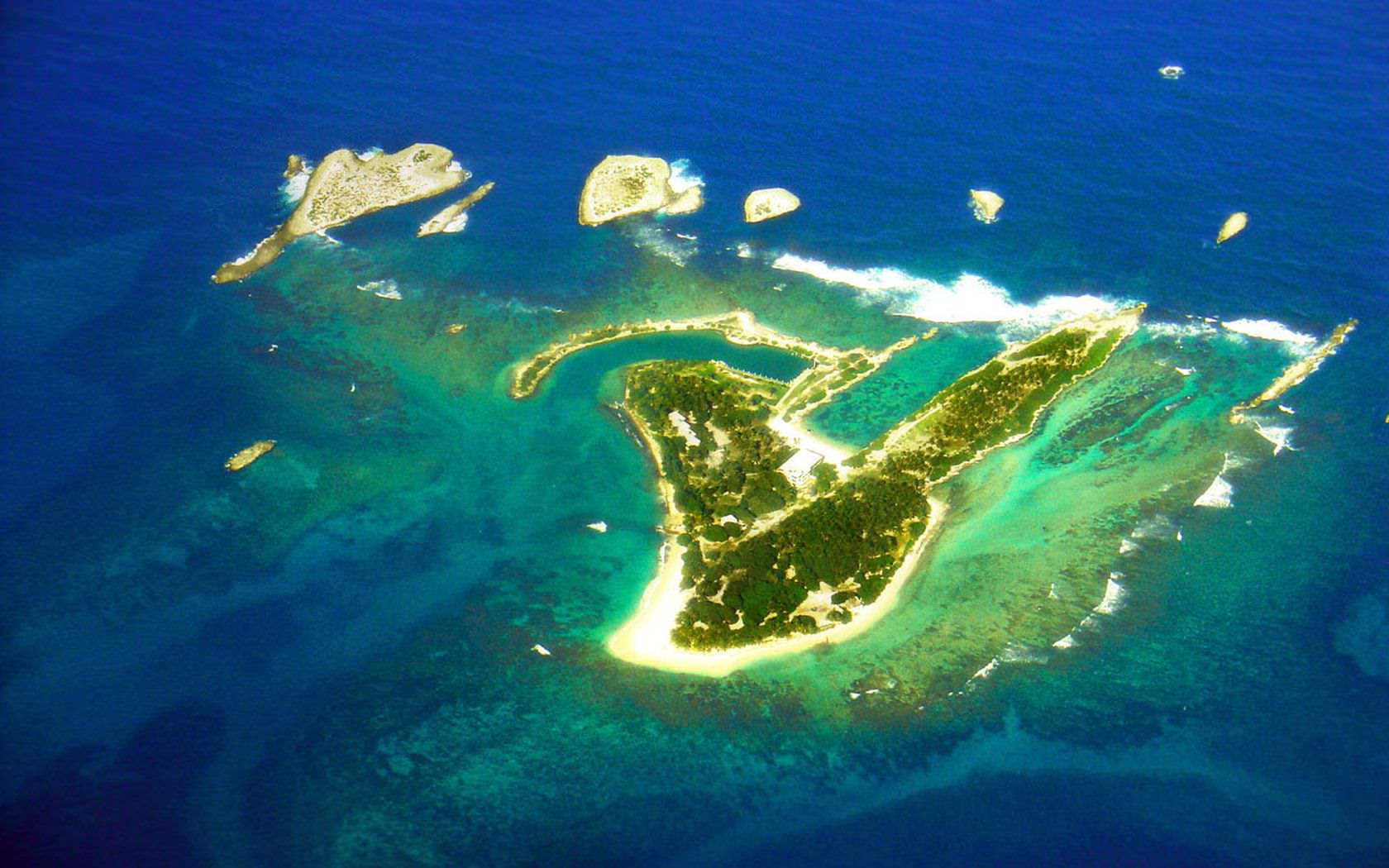 Моря и океаны. Полинезия вулканические острова. Остров итогами. Гавайские острова обои для рабочего стола.